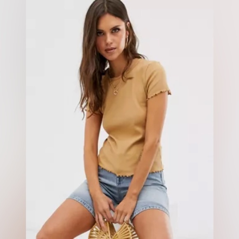 Tan cropped tee